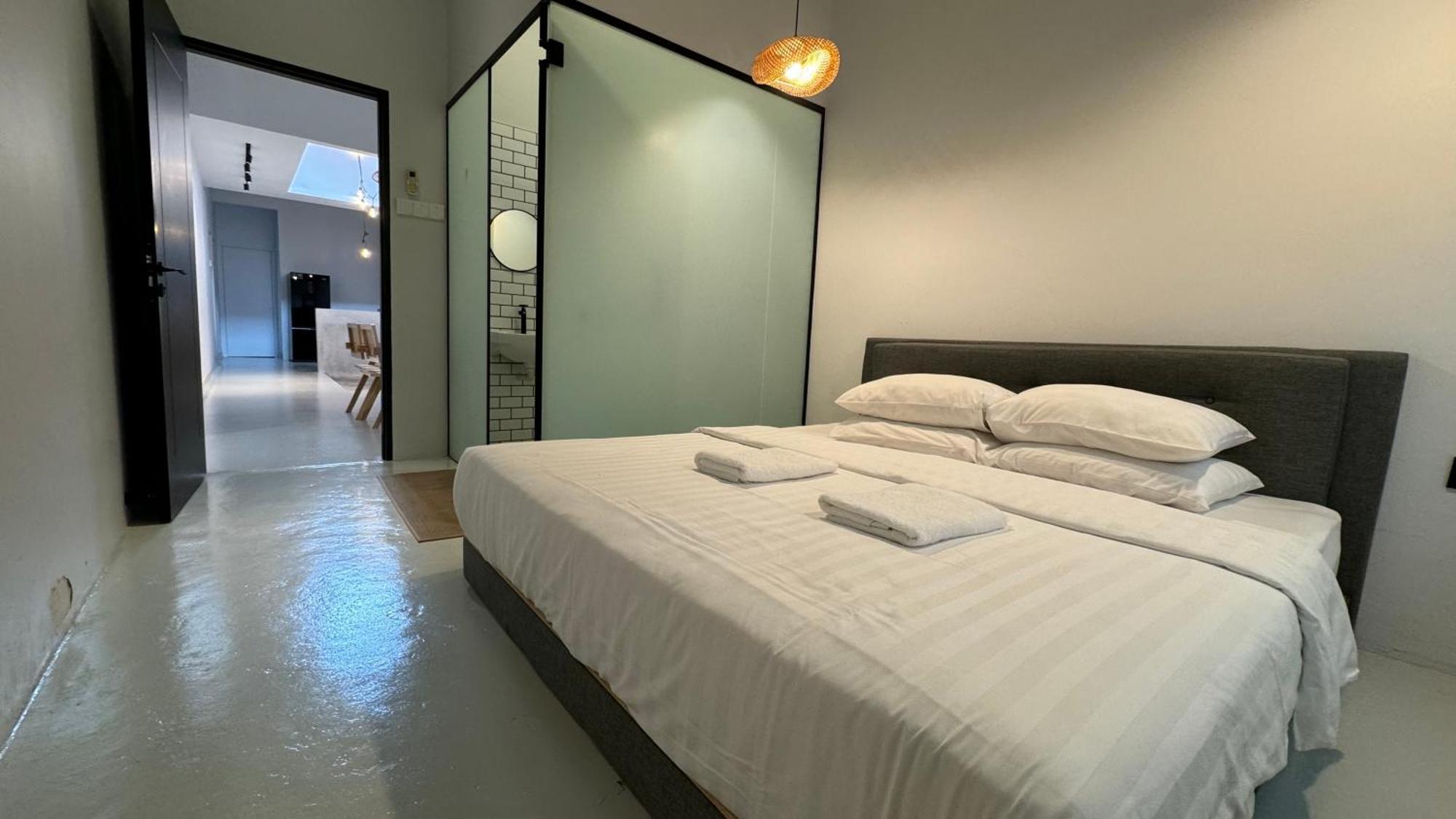Zen Retreat Glass Pool Villa Taiping Luaran gambar